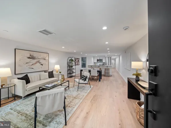 131 11th St NE APT 1, Washington, DC 20002