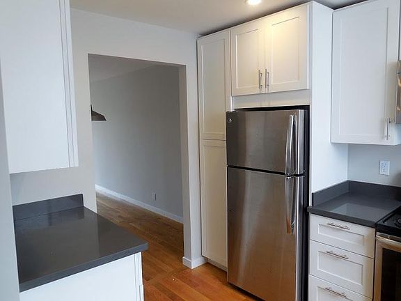 5th image of 1375 18th Ave APT 3