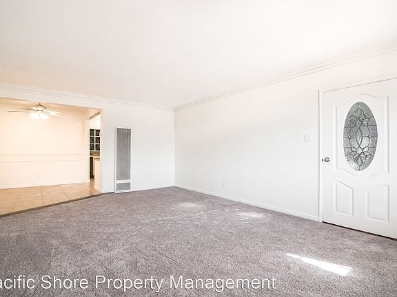 3rd image of 143 N Commonwealth Ave APT 3