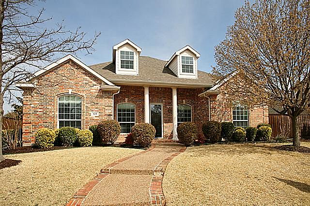 1st image of 329 Shady Oaks Dr