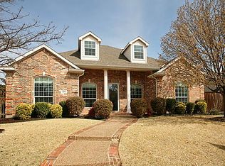 329 Shady Oaks Dr, Murphy, TX 75094