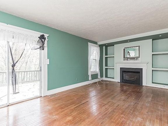5th image of 14844 Silver Ash Ct