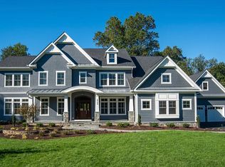 2794 Hill Rd, Vienna, VA 22181