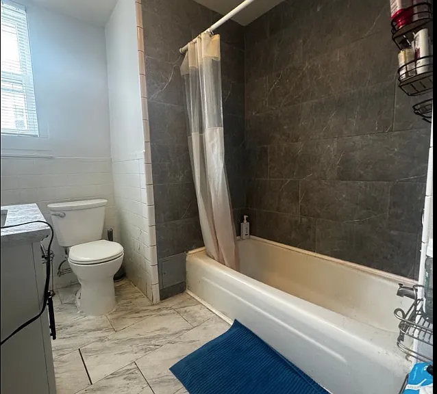 818 Parker St #2 — Photo 5