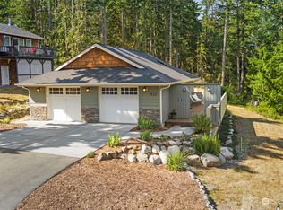 922 43rd St, Port Townsend, WA 98368