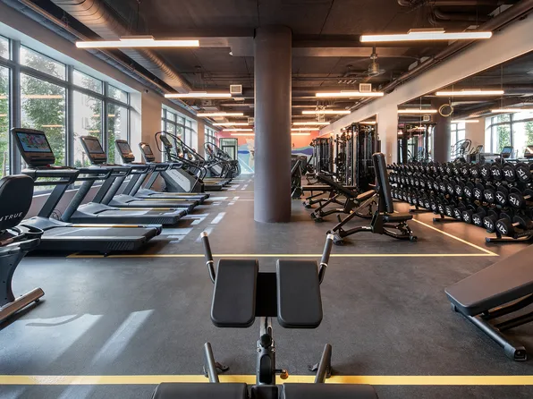 30-77 Vernon Boulevard image 24 of 27