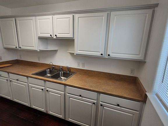 5th image of 3843 Cassini Cir Unit 4