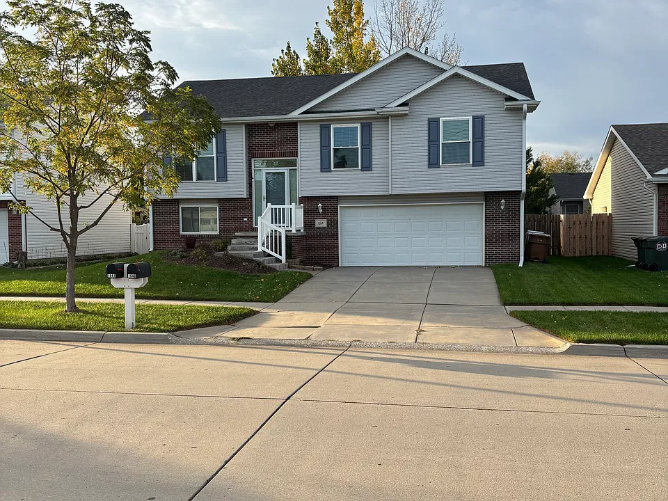 1641 Vavrina Ln