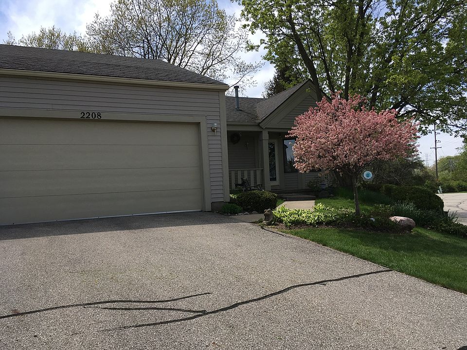 1st image of 2208 Bridle Creek St SE