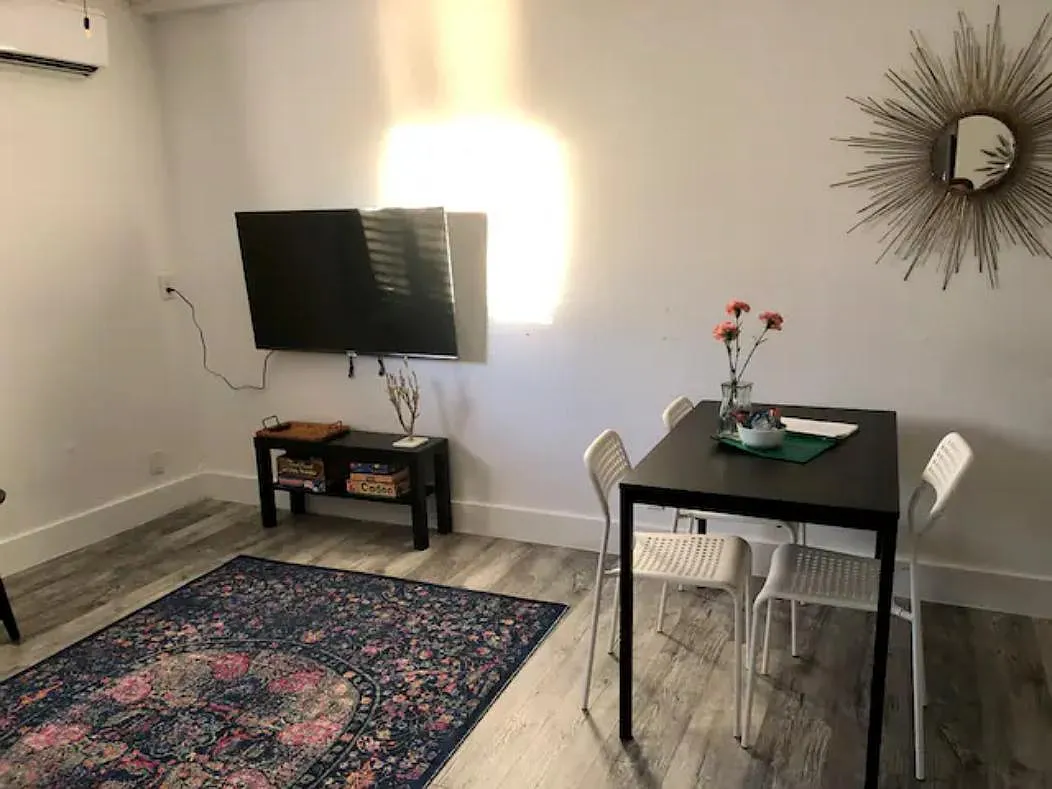 2 bed, 585 sqft, $1,450 — Photo 4