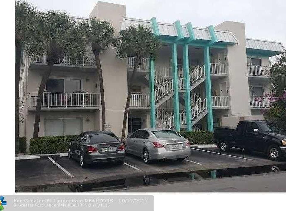 1st image of 2715 NE 49th St #3