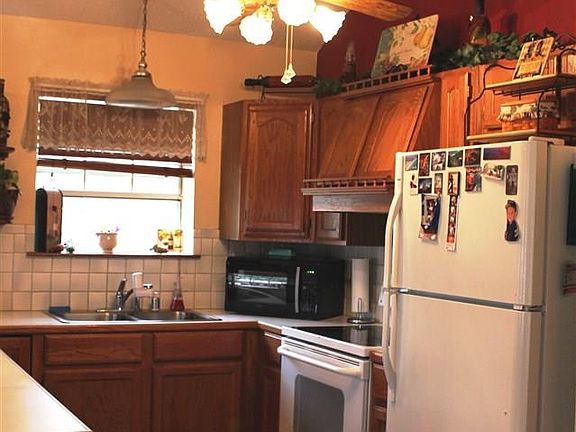 4th image of 216 Wilmington Cir