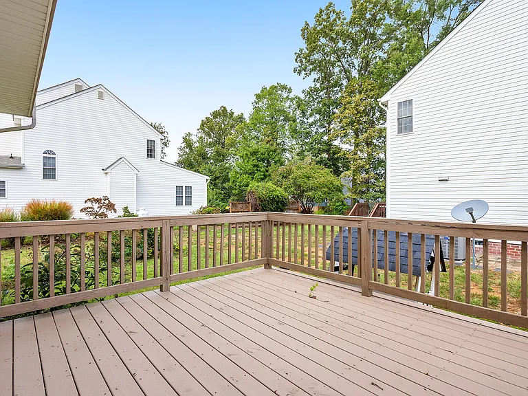 1200 Bon Air Crest Pl — Photo 32