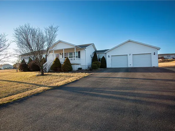 70 Hillview Rd, Kunkletown, PA 18058