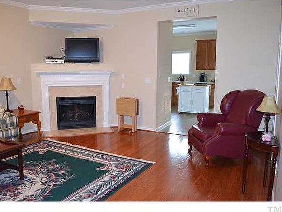4th image of 2813 Gross Ave