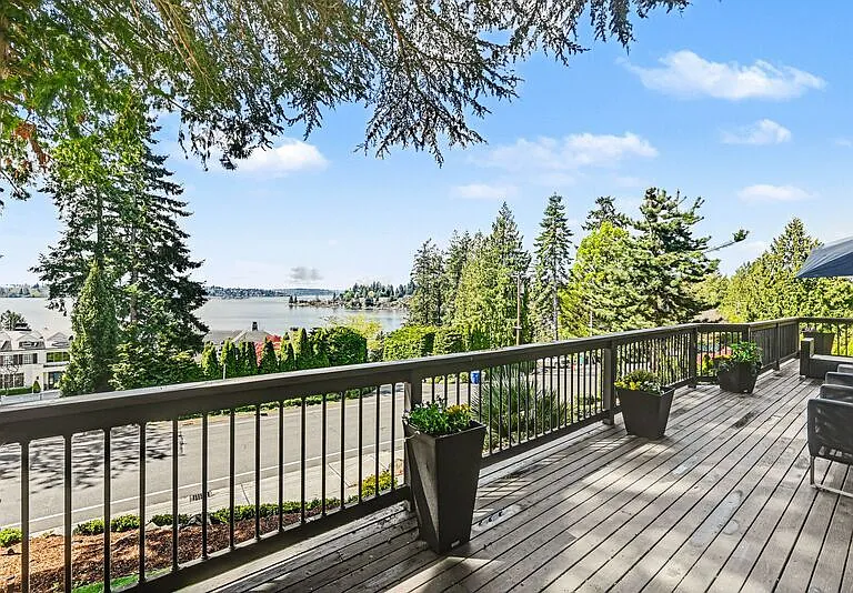 9544 Lake Washington Blvd NE — Photo 32