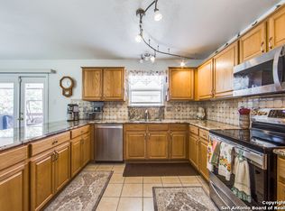 8439 Dusty Rdg, Converse, TX 78109