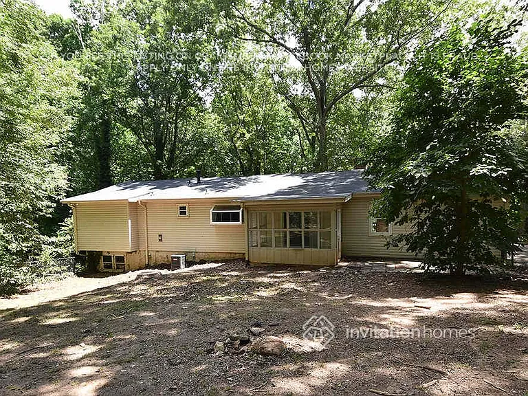 1896 Balsa Ln — Photo 10