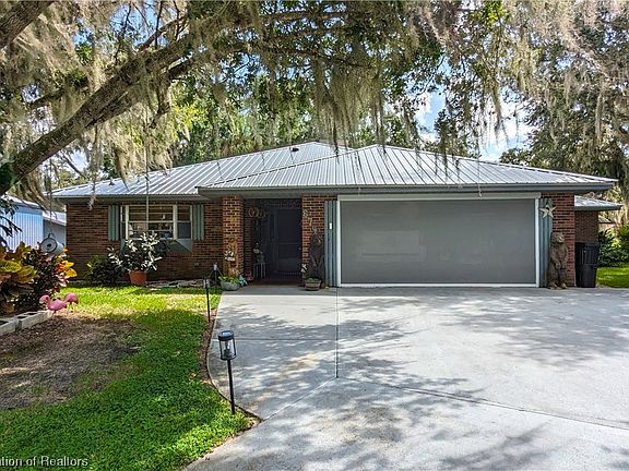 5th image of 6748 Ashton Dr