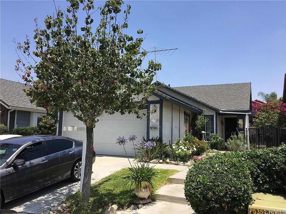 1st image of 14478 Oak Knoll Ct