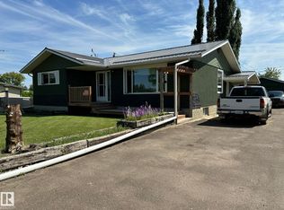 5319 44th Ave, Smoky Lake, AB T0A 3C0