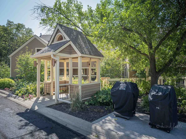 C 15 Long Bay Point Dr, Galena, IL 61036