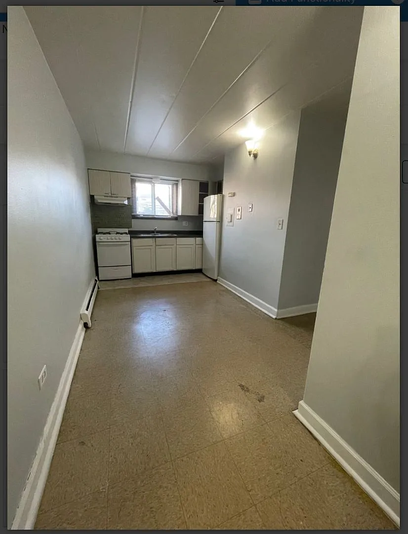 33rd Ave Apartments — Photo 3