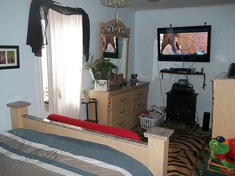 4th image of 14 Hill St #2