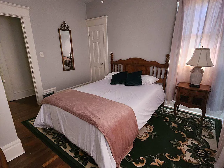1530 N San Joaquin St — Photo 17