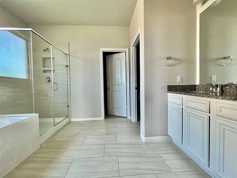 23527 Prato Gardens Ln — Photo 16