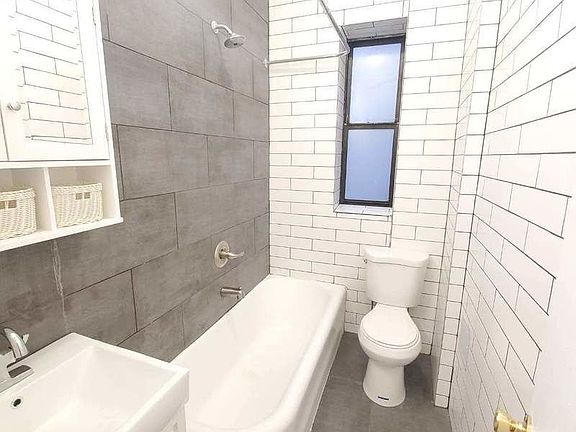 5th image of 932 Carroll St #1G