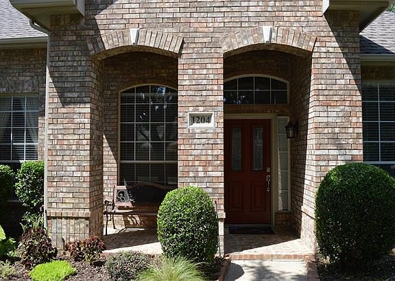 2nd image of 1204 Big Canyon Dr