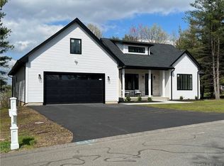 47 Stratton Farms Rd, West Suffield, CT 06093