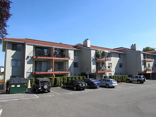 Bryn Mawr Plaza Apartments Photo 1