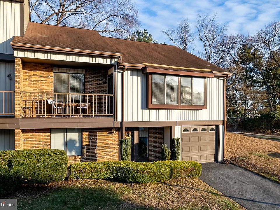 1st image of 3401 Pebble Beach Dr