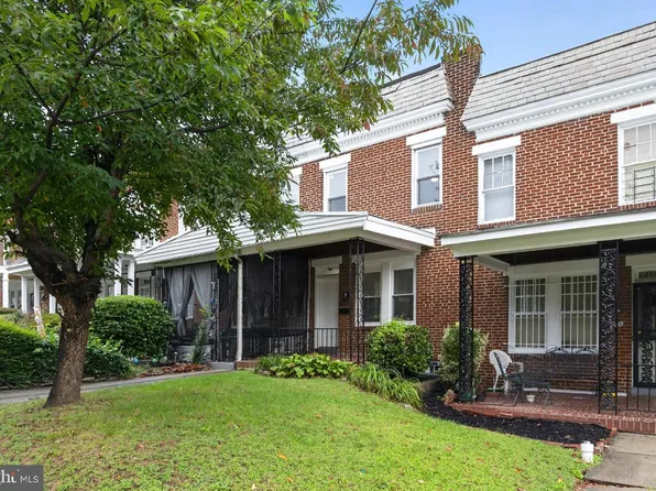 2726 Ellicott Dr, Baltimore, MD 21216