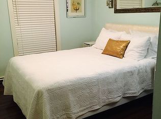 4 Hayes Pl, Portsmouth, NH 03801