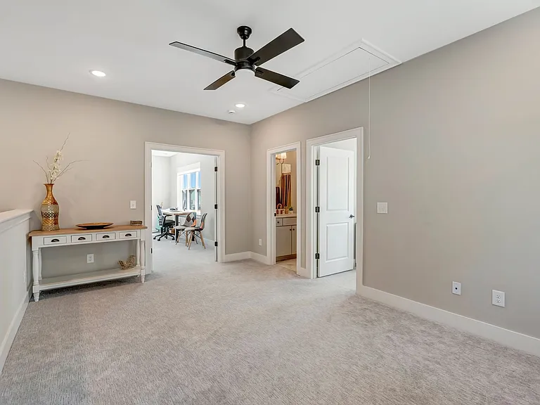 3270 Sassafras Ln — Photo 33