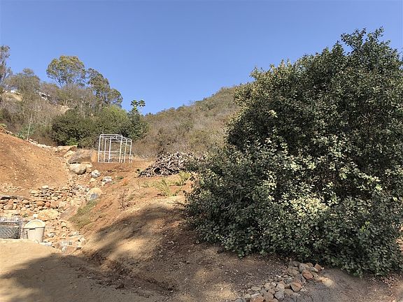 3rd image of Camino De Las Lomas