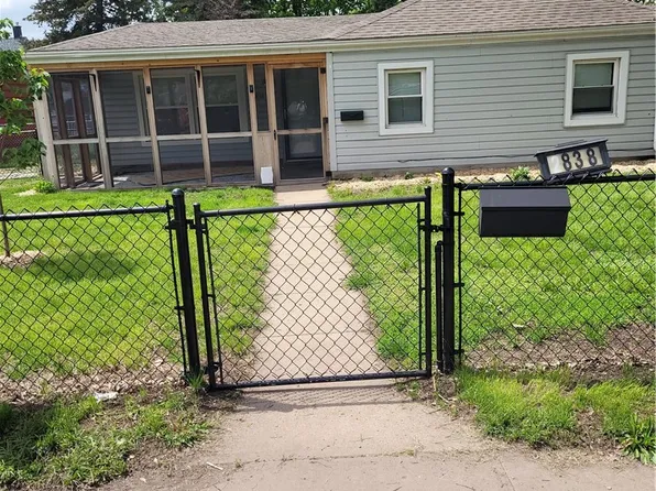 2838 Dean Ave, Des Moines, IA 50317