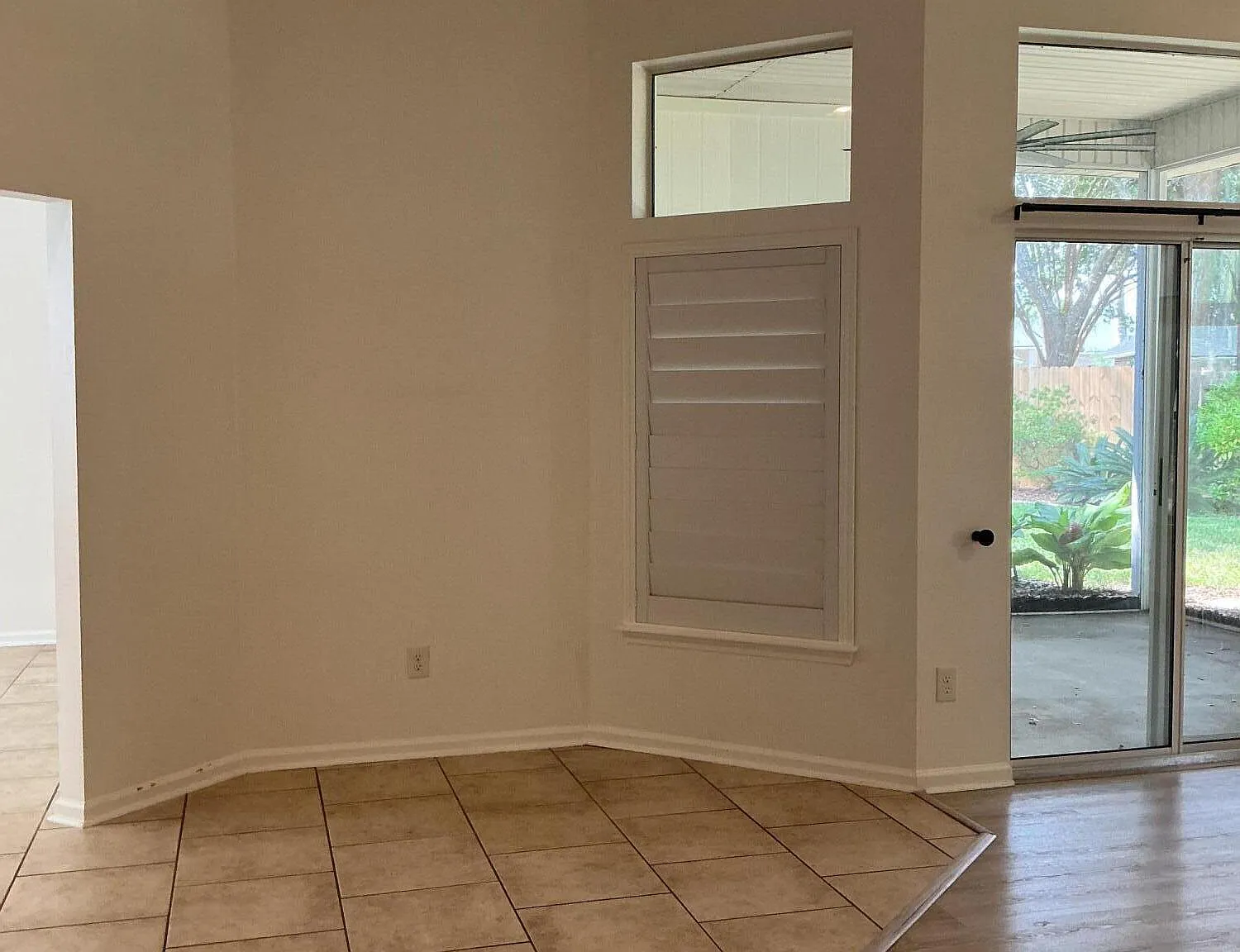 4 bed, 2.0 bath, 2092 sqft, $2,550 — Photo 4