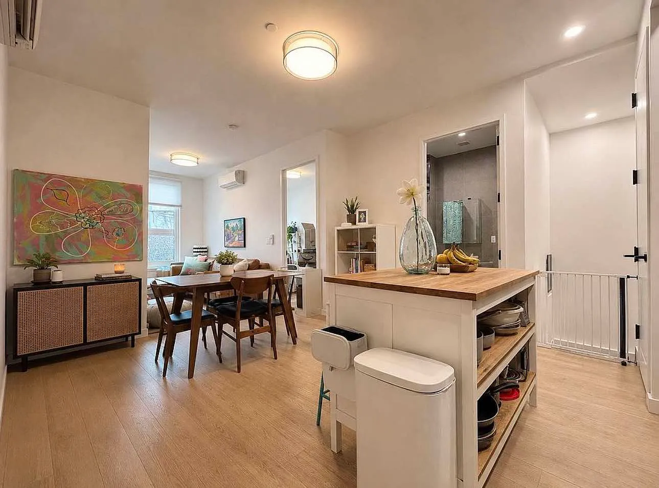 366 Leonard Street — Photo 2