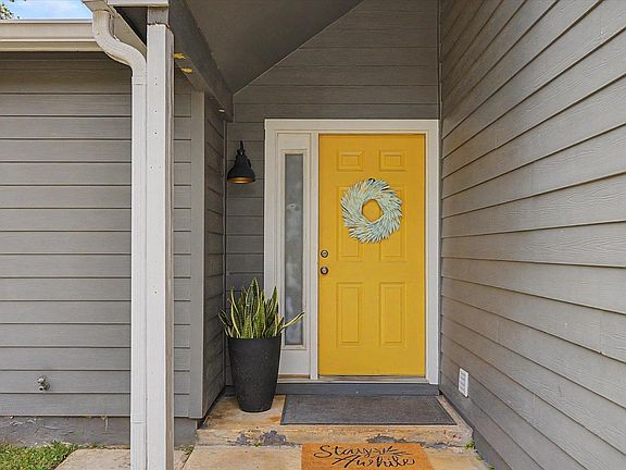 5th image of 4132 Sonnet Dr