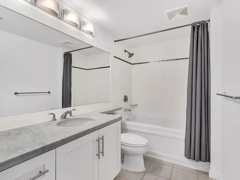 1189 Melville St #501 — Photo 33