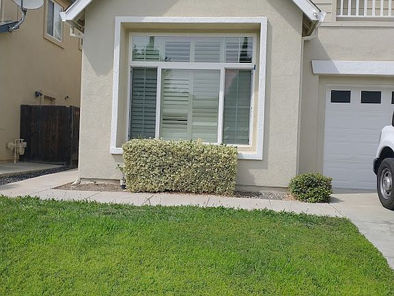 2nd image of 1147 Atherton Dr