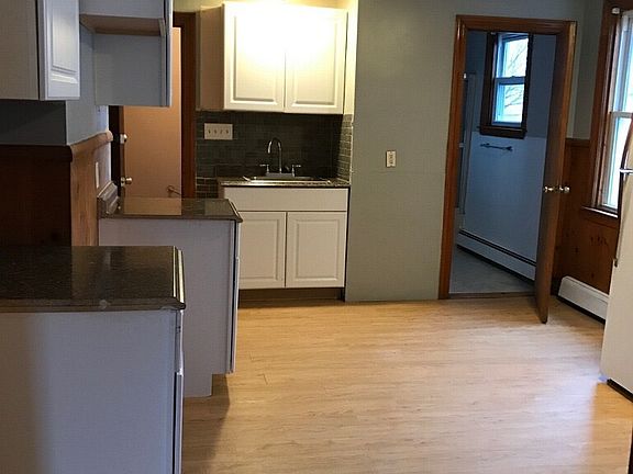 3rd image of 31 Ringgold Street # Fl 2nd