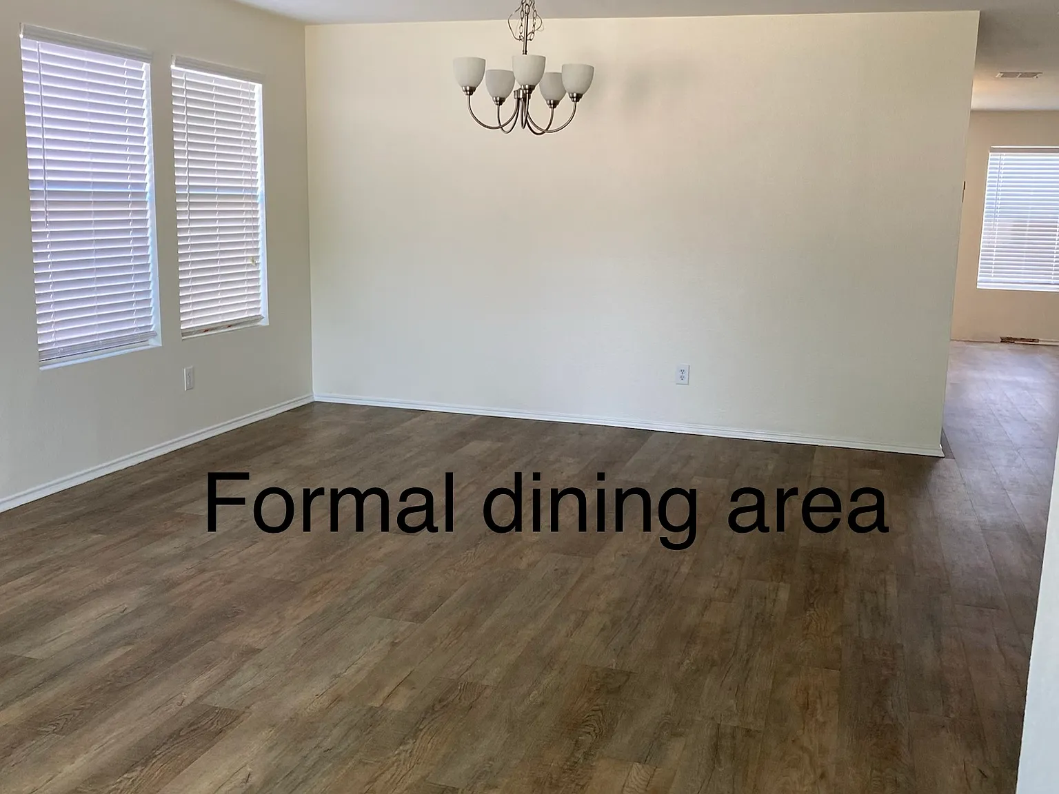 4 bed, 2.5 bath, 2703 sqft, $2,350 — Photo 4