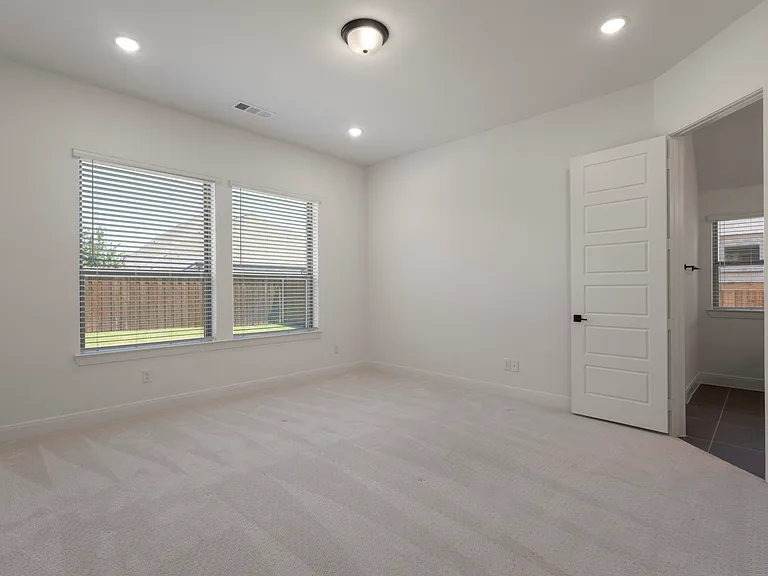 9105 Buckeye Bnd — Photo 12
