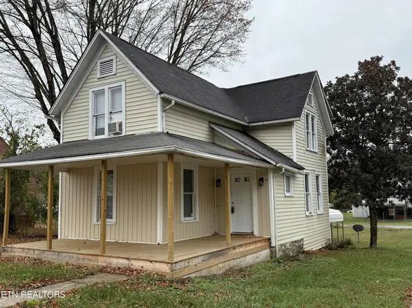 229 Walden Ave, Harriman, TN 37748