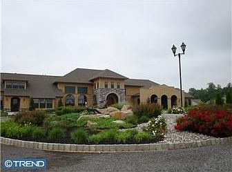 4th image of 1674 Wisteria Way